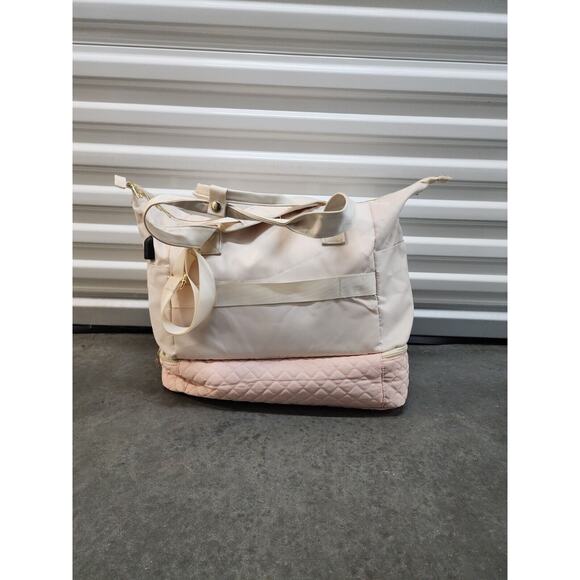 Carry On Weekender Bag w/ Shoe Compartment Airlines Approved 18x14x8 - Picture 9 of 9